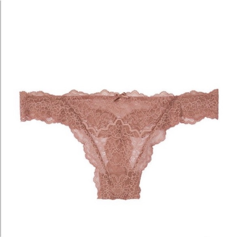 NWT Victoria’s Secret 2XL Corded Thong Panty
SKU 402630